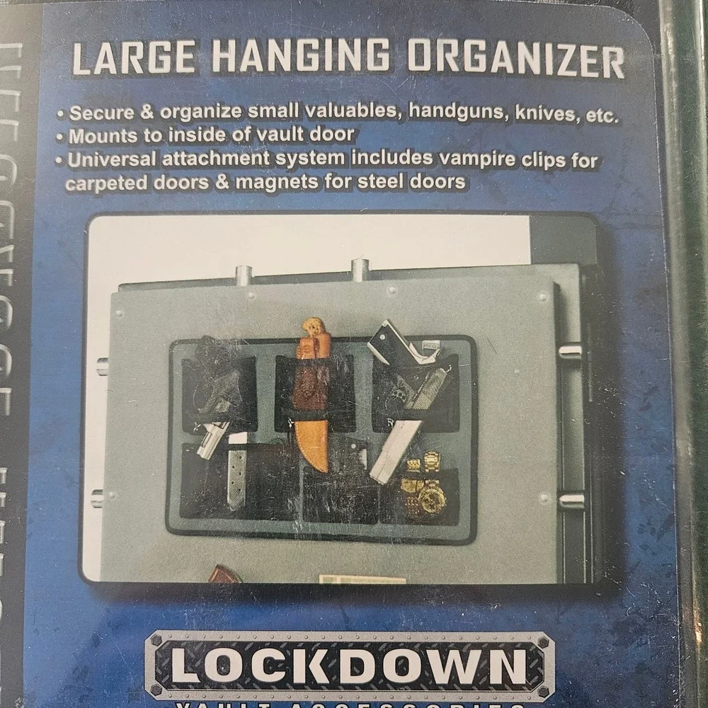 Lockdown large hanging